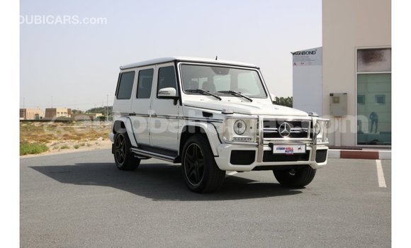 Buy Import Mercedes-Benz 190 (W201) White Car in Import - Dubai in Abaco