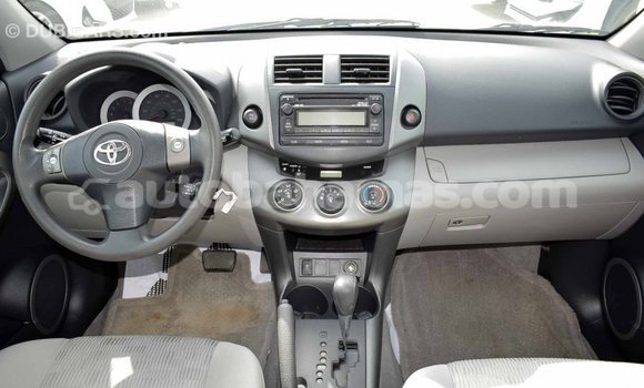 Buy Import Toyota HiAce White Truck in Import - Dubai in Abaco Buy Import Toyota HiAce White Truck in Import - Dubai in Abaco