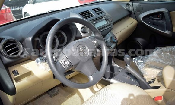 Buy Import Toyota HiAce Other Truck in Import - Dubai in Abaco Buy Import Toyota HiAce Other Truck in Import - Dubai in Abaco