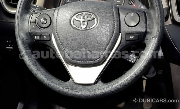 Buy Import Toyota HiAce Other Truck in Import - Dubai in Abaco Buy Import Toyota HiAce Other Truck in Import - Dubai in Abaco