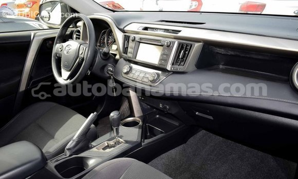 Buy Import Toyota HiAce Other Truck in Import - Dubai in Abaco Buy Import Toyota HiAce Other Truck in Import - Dubai in Abaco