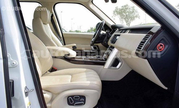 Buy Import Land Rover Range Rover White Car in Import - Dubai in Abaco Buy Import Land Rover Range Rover White Car in Import - Dubai in Abaco