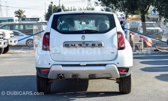 Buy Import Renault Duster White Car in Import - Dubai in Abaco Buy Import Renault Duster White Car in Import - Dubai in Abaco