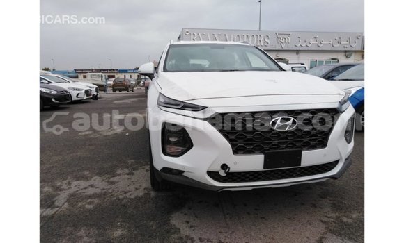 Buy Import Hyundai Santa Fe White Car in Import - Dubai in Abaco Buy Import Hyundai Santa Fe White Car in Import - Dubai in Abaco
