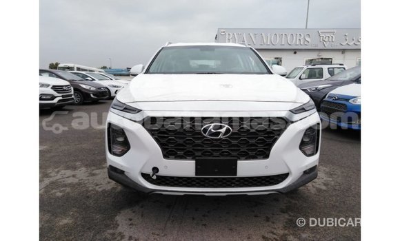 Buy Import Hyundai Santa Fe White Car in Import - Dubai in Abaco Buy Import Hyundai Santa Fe White Car in Import - Dubai in Abaco