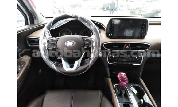 Buy Import Hyundai Santa Fe White Car in Import - Dubai in Abaco Buy Import Hyundai Santa Fe White Car in Import - Dubai in Abaco