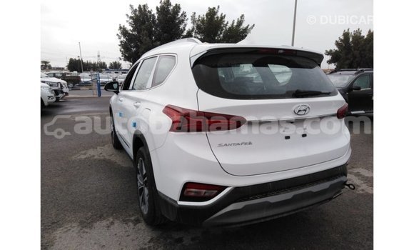 Buy Import Hyundai Santa Fe White Car in Import - Dubai in Abaco Buy Import Hyundai Santa Fe White Car in Import - Dubai in Abaco