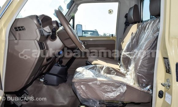 Buy Import Toyota Land Cruiser Beige Car in Import - Dubai in Abaco Buy Import Toyota Land Cruiser Beige Car in Import - Dubai in Abaco