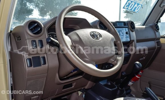 Buy Import Toyota Land Cruiser Beige Car in Import - Dubai in Abaco Buy Import Toyota Land Cruiser Beige Car in Import - Dubai in Abaco