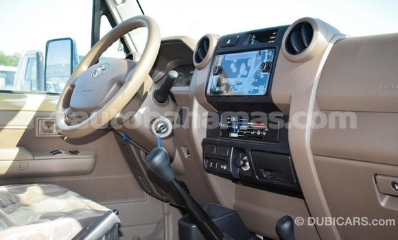 Buy Import Toyota Land Cruiser Beige Car in Import - Dubai in Abaco Buy Import Toyota Land Cruiser Beige Car in Import - Dubai in Abaco