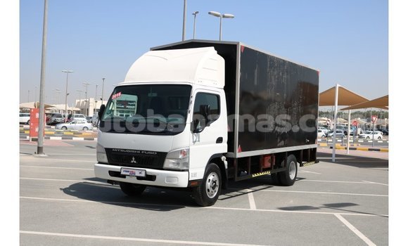 Buy Import Mitsubishi L400 Black Truck in Import - Dubai in Abaco