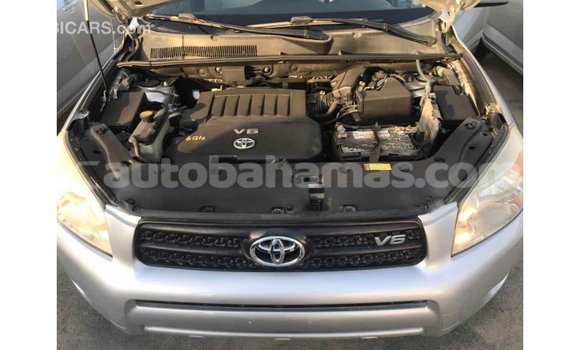 Buy Import Toyota HiAce Other Truck in Import - Dubai in Abaco Buy Import Toyota HiAce Other Truck in Import - Dubai in Abaco