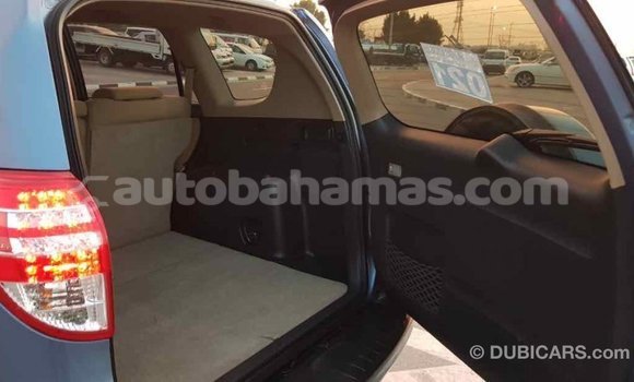 Buy Import Toyota HiAce Blue Truck in Import - Dubai in Abaco Buy Import Toyota HiAce Blue Truck in Import - Dubai in Abaco