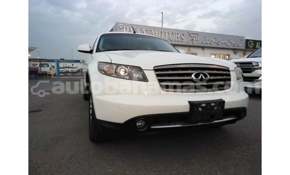 Buy Import Infiniti FX White Car in Import - Dubai in Abaco