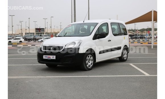 Buy Import Peugeot Partner White Car in Import - Dubai in Abaco