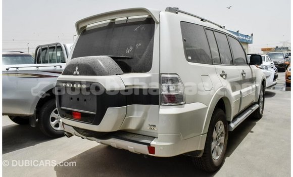 Buy Import Mitsubishi Pajero White Car in Import - Dubai in Abaco Buy Import Mitsubishi Pajero White Car in Import - Dubai in Abaco