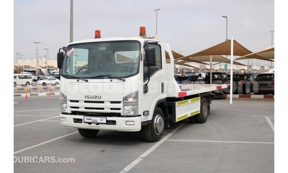 Buy Import Isuzu Rodeo White Car in Import - Dubai in Abaco