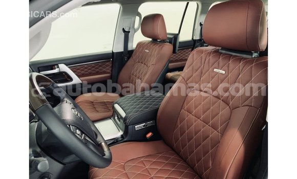 Buy Import Toyota Land Cruiser Black Car in Import - Dubai in Abaco Buy Import Toyota Land Cruiser Black Car in Import - Dubai in Abaco
