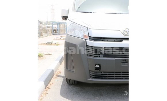 Buy Import Toyota Hiace White Car in Import - Dubai in Abaco Buy Import Toyota Hiace White Car in Import - Dubai in Abaco