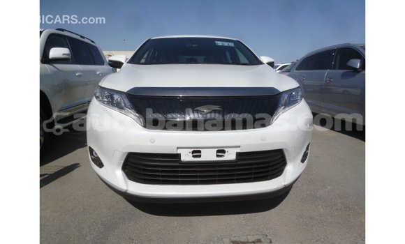 Buy Import Toyota Harrier White Car in Import - Dubai in Abaco Buy Import Toyota Harrier White Car in Import - Dubai in Abaco