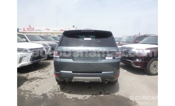 Buy Import Land Rover Range Rover Green Car in Import - Dubai in Abaco Buy Import Land Rover Range Rover Green Car in Import - Dubai in Abaco