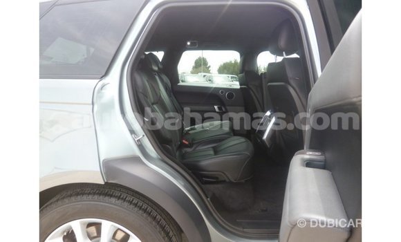 Buy Import Land Rover Range Rover Green Car in Import - Dubai in Abaco Buy Import Land Rover Range Rover Green Car in Import - Dubai in Abaco