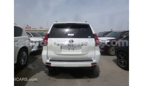 Buy Import Toyota Prado White Car in Import - Dubai in Abaco Buy Import Toyota Prado White Car in Import - Dubai in Abaco