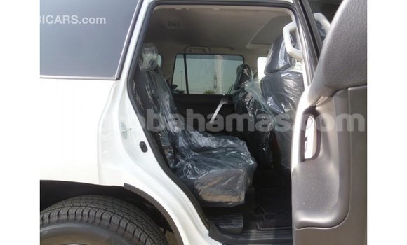 Buy Import Toyota Prado White Car in Import - Dubai in Abaco Buy Import Toyota Prado White Car in Import - Dubai in Abaco