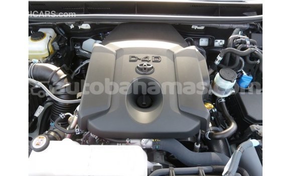 Buy Import Toyota Prado White Car in Import - Dubai in Abaco Buy Import Toyota Prado White Car in Import - Dubai in Abaco