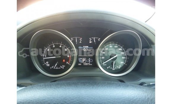 Buy Import Toyota Land Cruiser White Car in Import - Dubai in Abaco Buy Import Toyota Land Cruiser White Car in Import - Dubai in Abaco