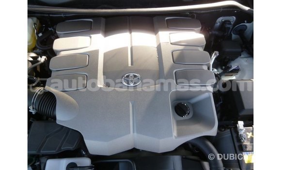 Buy Import Toyota Land Cruiser White Car in Import - Dubai in Abaco Buy Import Toyota Land Cruiser White Car in Import - Dubai in Abaco