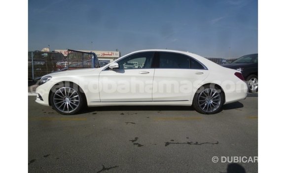Buy Import Mercedes-Benz 190 (W201) White Car in Import - Dubai in Abaco Buy Import Mercedes-Benz 190 (W201) White Car in Import - Dubai in Abaco