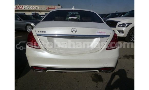 Buy Import Mercedes-Benz 190 (W201) White Car in Import - Dubai in Abaco Buy Import Mercedes-Benz 190 (W201) White Car in Import - Dubai in Abaco