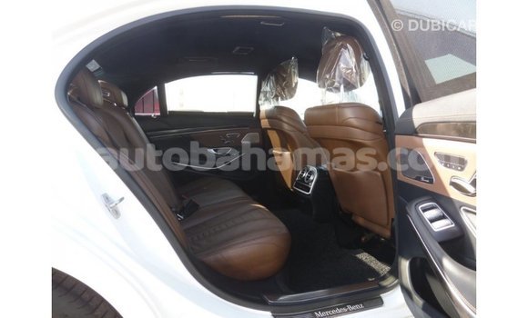 Buy Import Mercedes-Benz 190 (W201) White Car in Import - Dubai in Abaco Buy Import Mercedes-Benz 190 (W201) White Car in Import - Dubai in Abaco