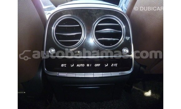 Buy Import Mercedes-Benz 190 (W201) White Car in Import - Dubai in Abaco Buy Import Mercedes-Benz 190 (W201) White Car in Import - Dubai in Abaco