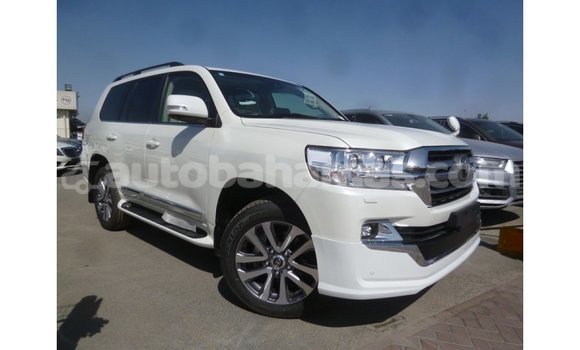Buy Import Toyota Land Cruiser White Car in Import - Dubai in Abaco Buy Import Toyota Land Cruiser White Car in Import - Dubai in Abaco