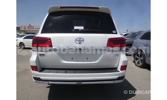Buy Import Toyota Land Cruiser White Car in Import - Dubai in Abaco Buy Import Toyota Land Cruiser White Car in Import - Dubai in Abaco