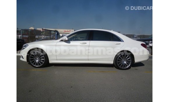 Buy Import Mercedes-Benz 190 (W201) White Car in Import - Dubai in Abaco Buy Import Mercedes-Benz 190 (W201) White Car in Import - Dubai in Abaco