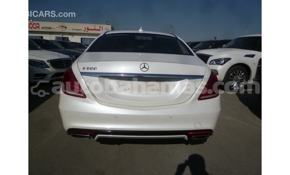 Buy Import Mercedes-Benz 190 (W201) White Car in Import - Dubai in Abaco Buy Import Mercedes-Benz 190 (W201) White Car in Import - Dubai in Abaco
