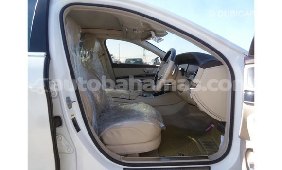 Buy Import Mercedes-Benz 190 (W201) White Car in Import - Dubai in Abaco Buy Import Mercedes-Benz 190 (W201) White Car in Import - Dubai in Abaco
