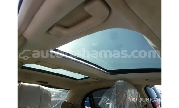 Buy Import Mercedes-Benz 190 (W201) White Car in Import - Dubai in Abaco Buy Import Mercedes-Benz 190 (W201) White Car in Import - Dubai in Abaco