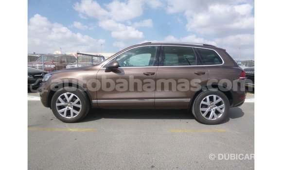 Buy Import Volkswagen Touareg Brown Car in Import - Dubai in Abaco Buy Import Volkswagen Touareg Brown Car in Import - Dubai in Abaco