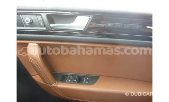 Buy Import Volkswagen Touareg Brown Car in Import - Dubai in Abaco Buy Import Volkswagen Touareg Brown Car in Import - Dubai in Abaco