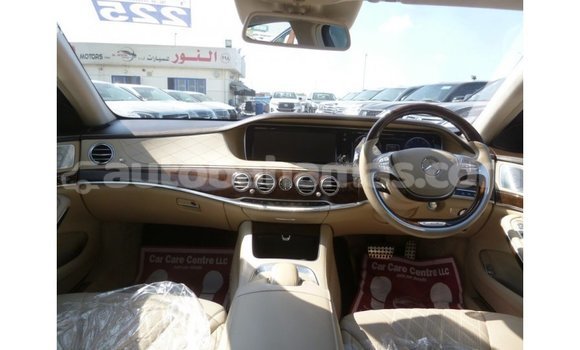 Buy Import Mercedes-Benz 190 (W201) Blue Car in Import - Dubai in Abaco Buy Import Mercedes-Benz 190 (W201) Blue Car in Import - Dubai in Abaco