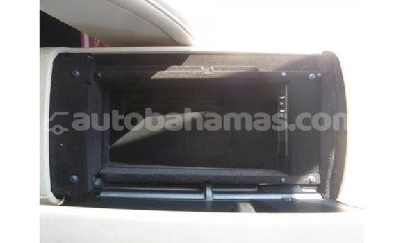 Buy Import Mercedes-Benz 190 (W201) Blue Car in Import - Dubai in Abaco Buy Import Mercedes-Benz 190 (W201) Blue Car in Import - Dubai in Abaco