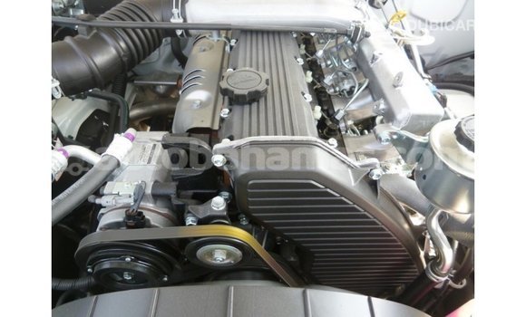 Buy Import Toyota Land Cruiser White Car in Import - Dubai in Abaco Buy Import Toyota Land Cruiser White Car in Import - Dubai in Abaco