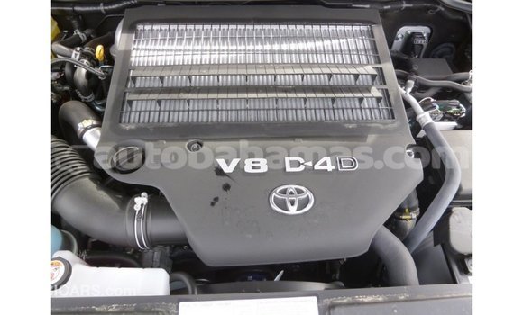 Buy Import Toyota Land Cruiser Black Car in Import - Dubai in Abaco Buy Import Toyota Land Cruiser Black Car in Import - Dubai in Abaco