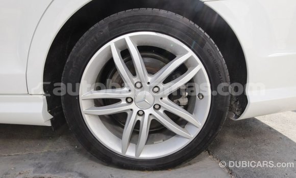 Buy Import Mercedes-Benz 200 White Car in Import - Dubai in Abaco Buy Import Mercedes-Benz 200 White Car in Import - Dubai in Abaco