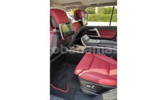 Buy Import Toyota Land Cruiser Black Car in Import - Dubai in Abaco Buy Import Toyota Land Cruiser Black Car in Import - Dubai in Abaco