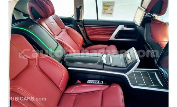 Buy Import Toyota Land Cruiser Black Car in Import - Dubai in Abaco Buy Import Toyota Land Cruiser Black Car in Import - Dubai in Abaco
